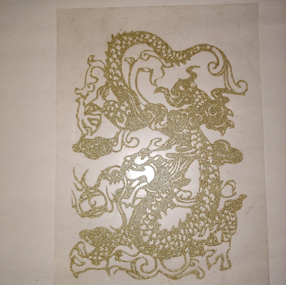 Vintage iron on dragon design in GOLD  from the early 2000s, NEW never used